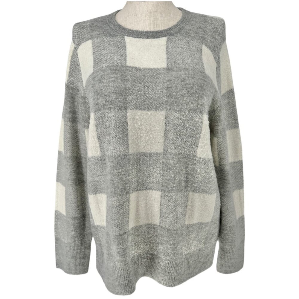 Old Navy Sweater Womens XL Gray White Plaid LS Super Soft Acrylic/Nylon Blend